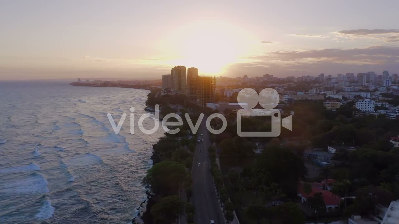 Aerial drone panoramic view of Malecon promenade at sunset, Santo Domingo　野原悠樹