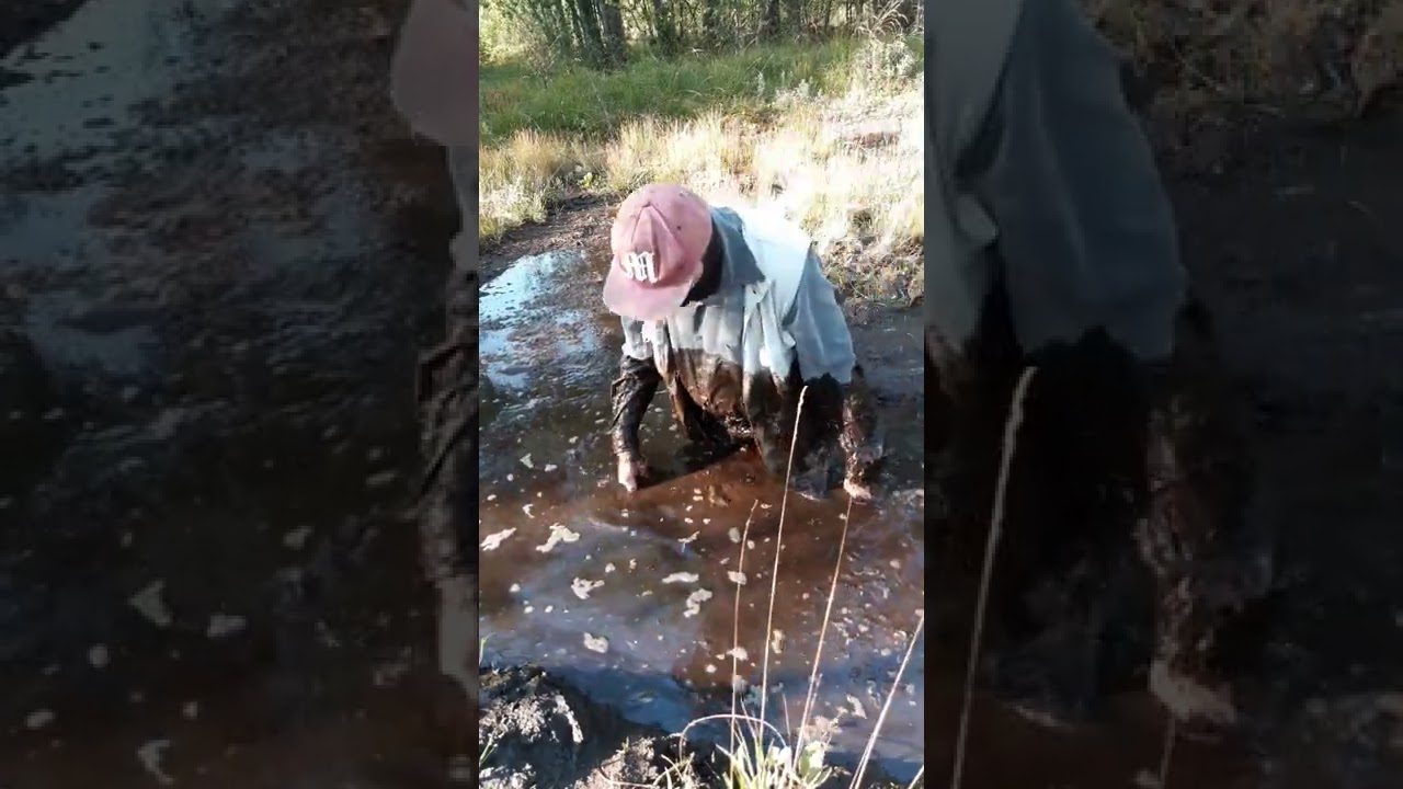058 mud: Casual Clothes - Light Trousers, Shirt and Vest - Total Mudding