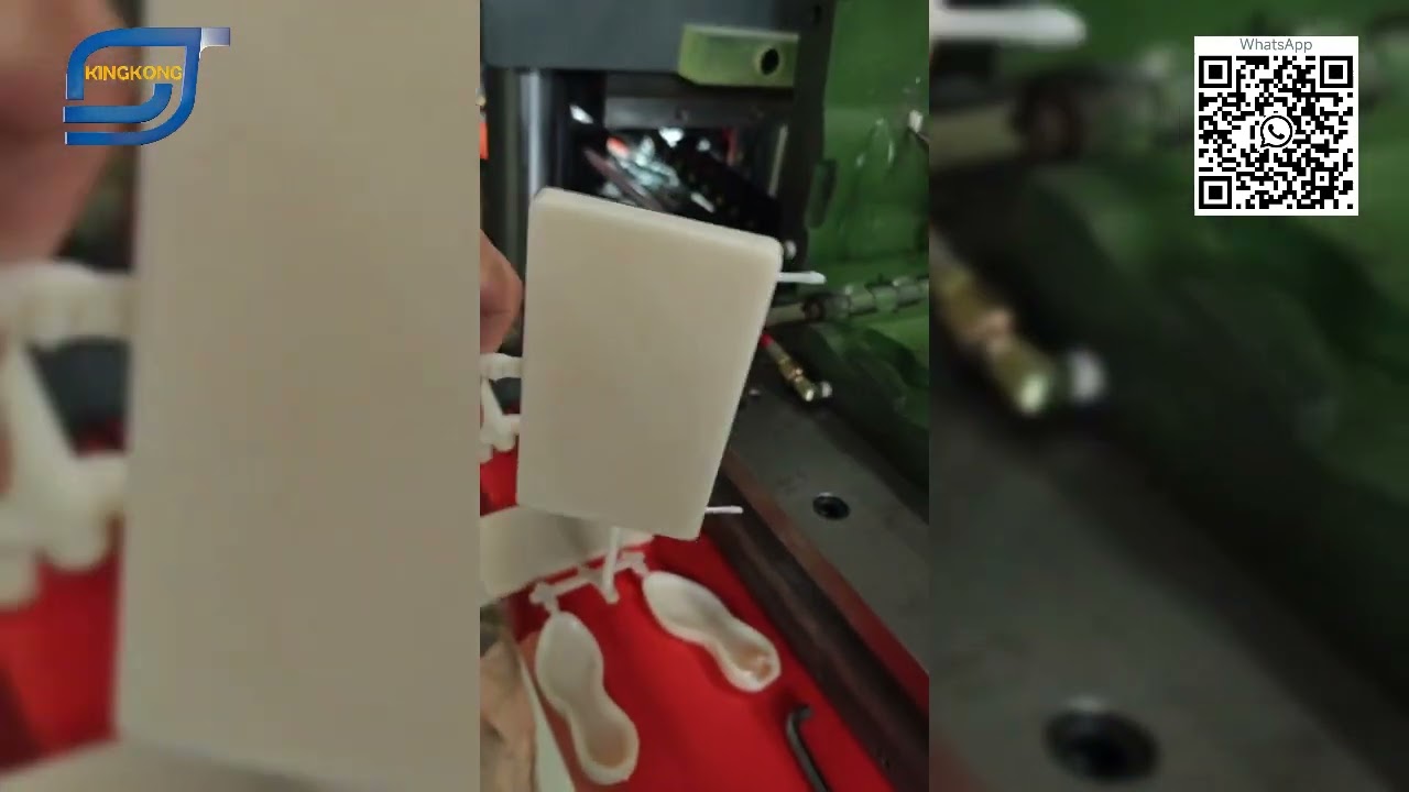 Supercritical TPU sport shoe sole preform injection molding machine