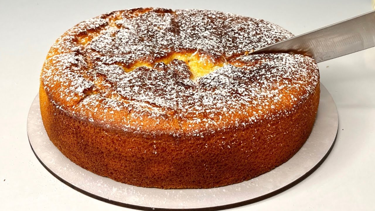 The famous Italian LEMON CAKE that melts in your mouth! Easy and delicious recipe!