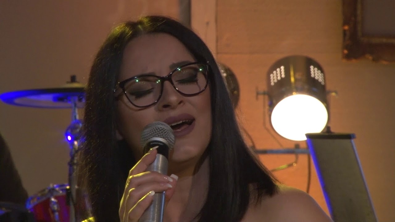 Aneta i Grupa Molika - Kirjana (LIVE Quarantine Show)