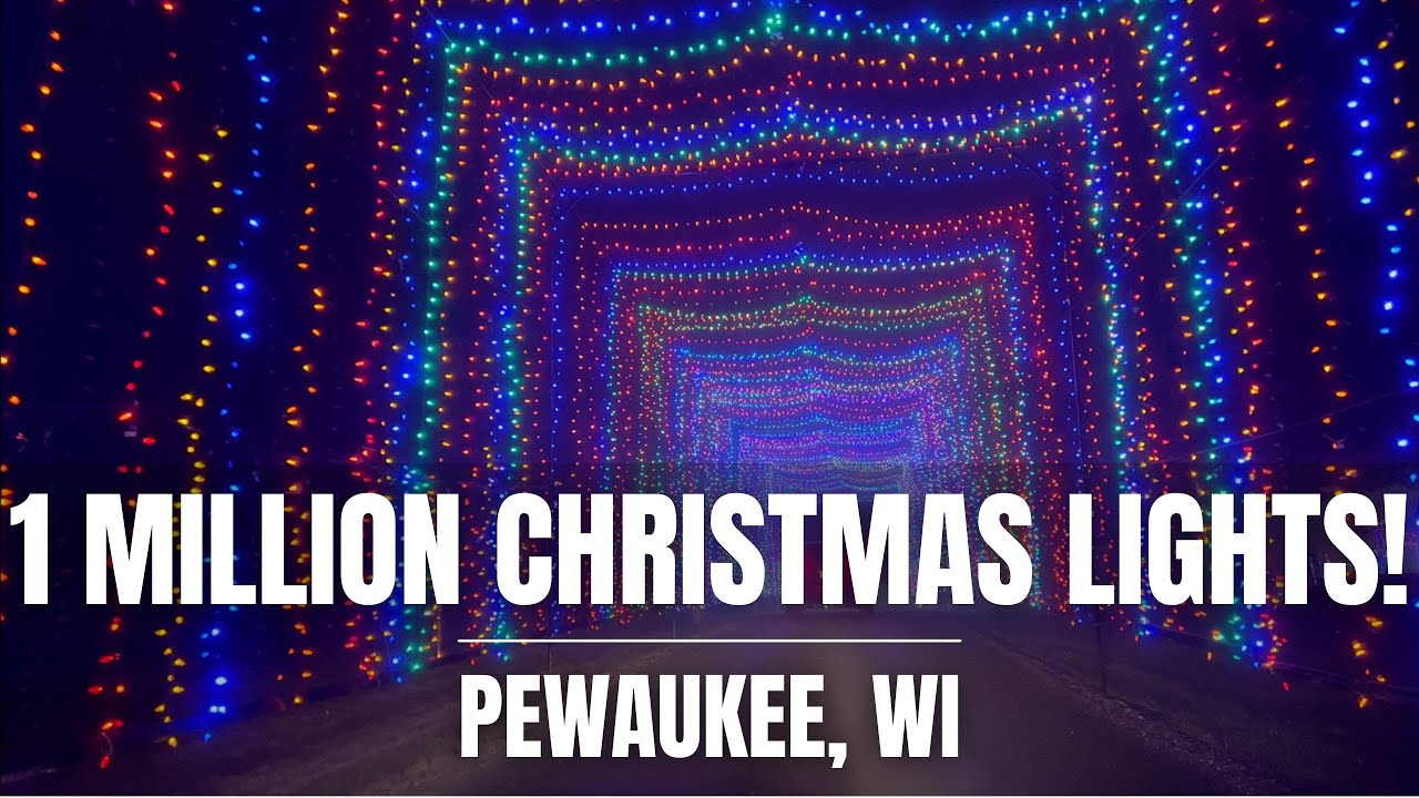 1 MILLION Christmas Lights 🎄 Country Christmas Light Show in Pewaukee, WI 2021