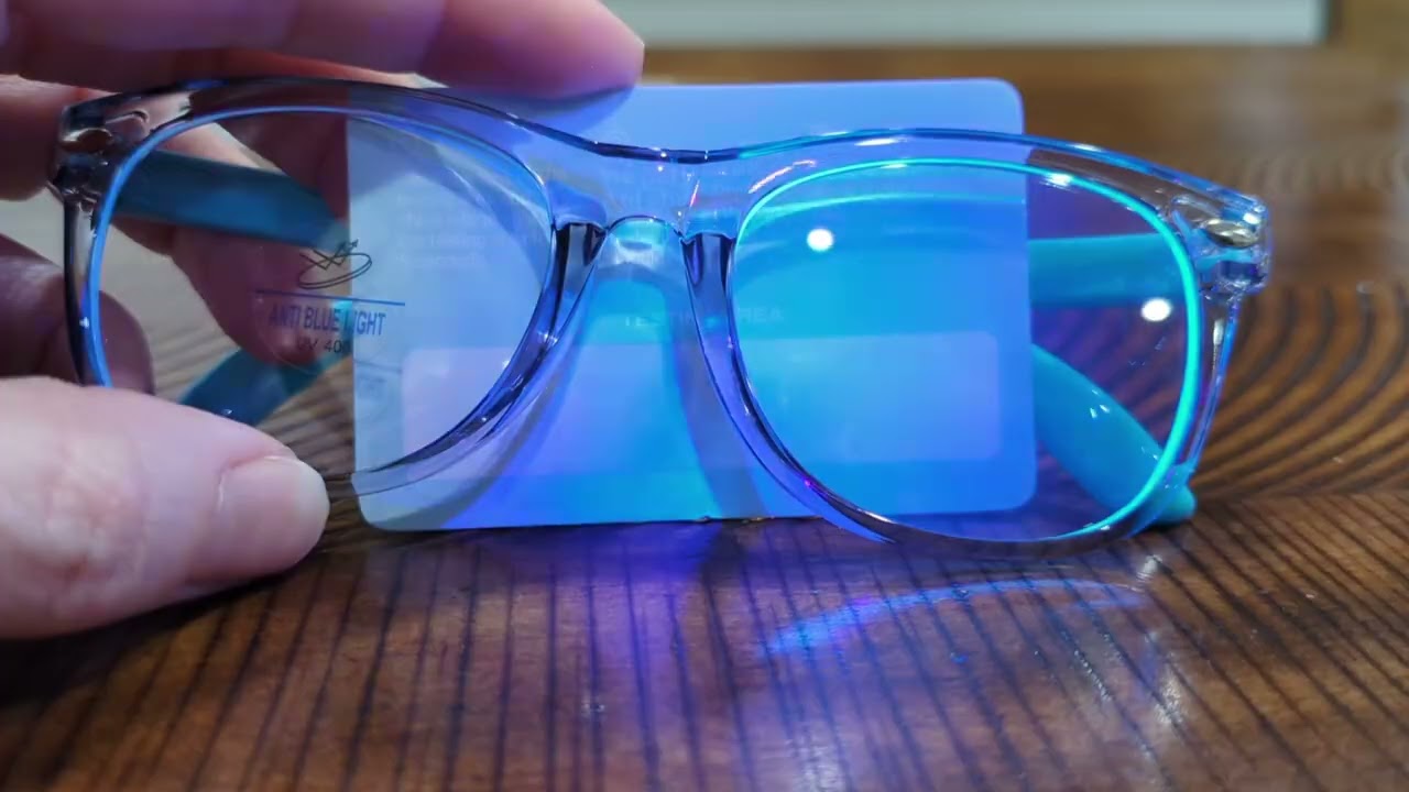 Testing blue light glasses!
