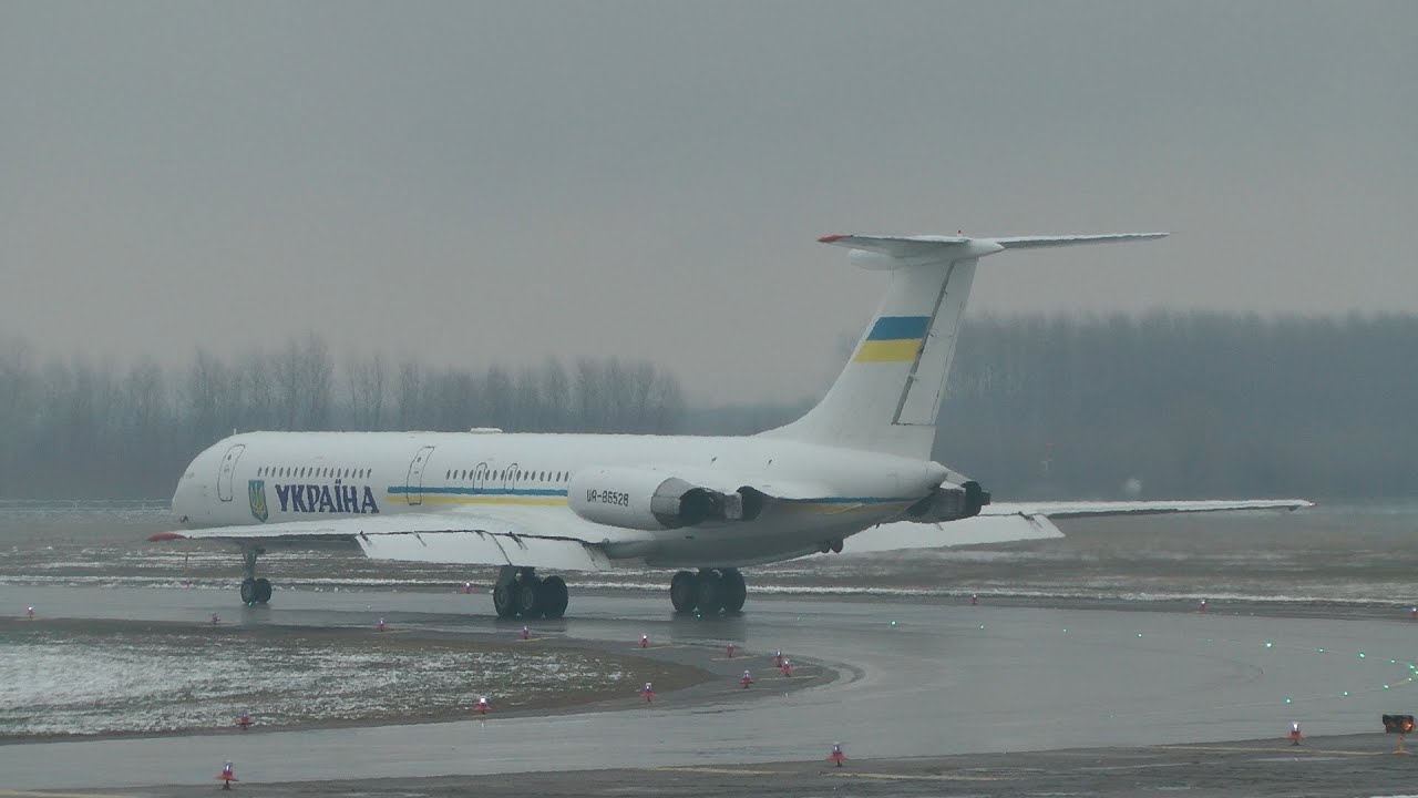 Ukraine Government Ilyushin Il-62 rainy takeoff from Budapest