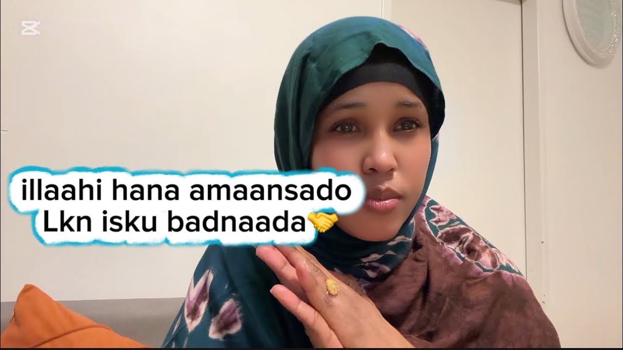 Hooyo hooyo kale dacweeneeso ama duubeeso si ay u dhibaateeso soomaali ogu imoow😳@nasriinofficial 