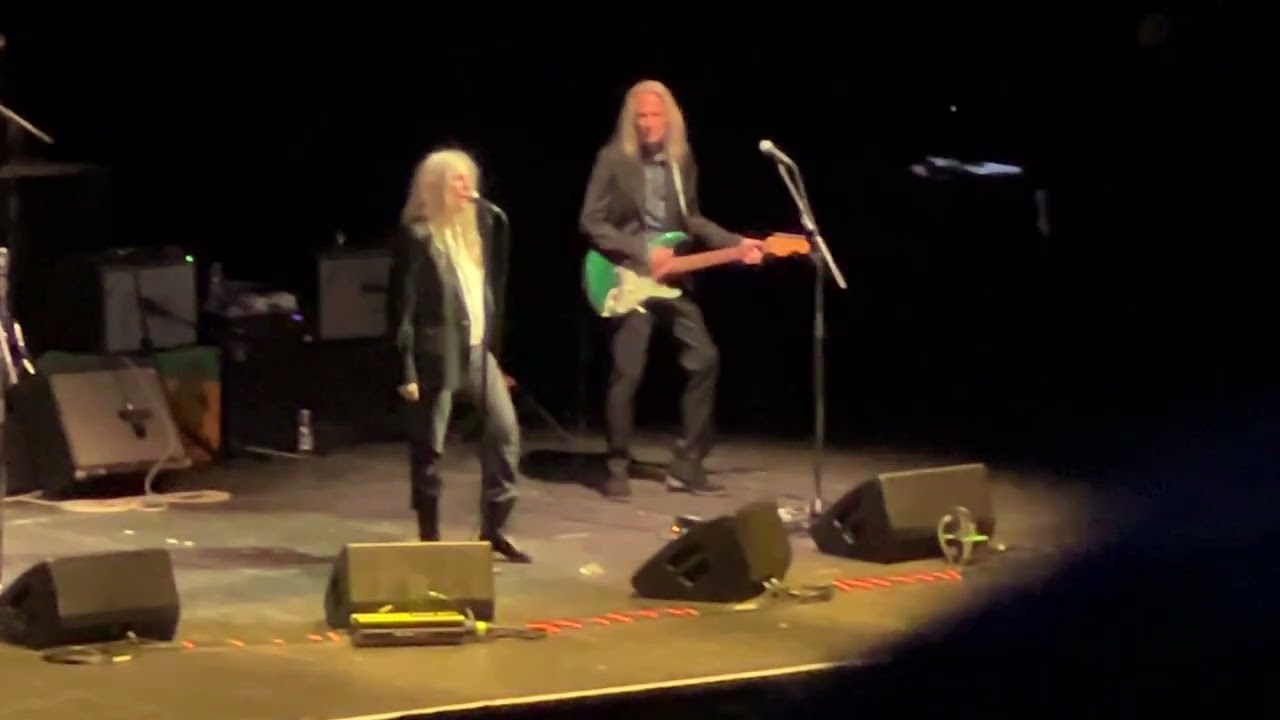 Patti Smith - Land / Gloria