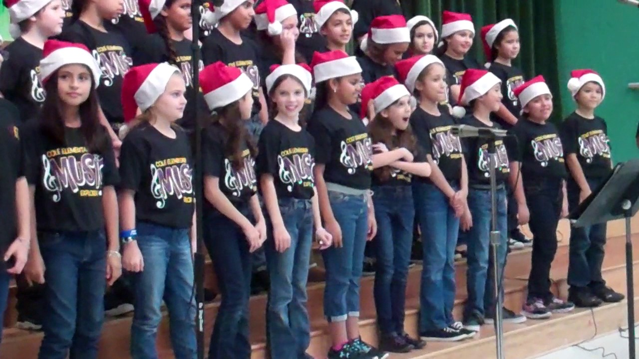 8 tiny reindeer love their hip hop beat (Cole Elementary Choir)