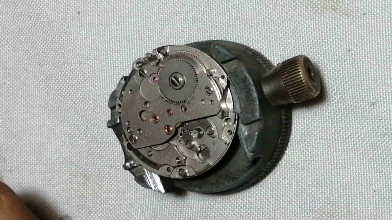 como darle servicio a un volante de un reloj mecánico