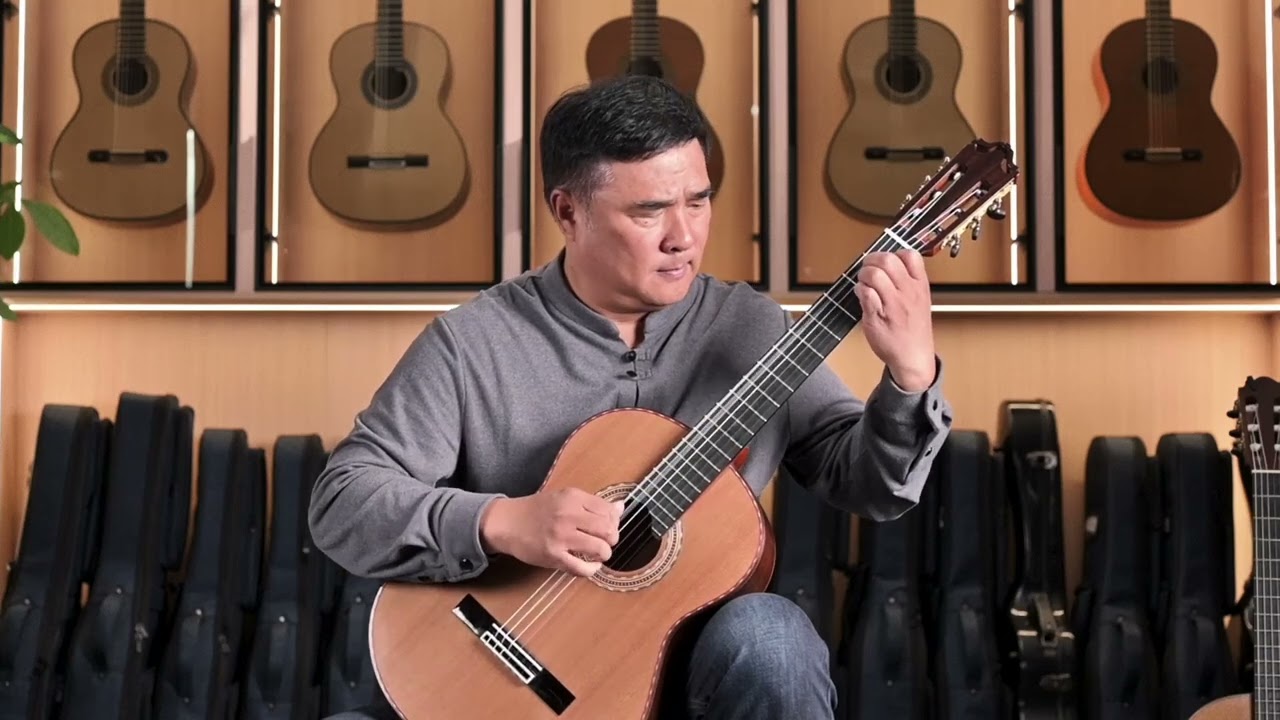 Luchun Zhang plays Chanson by Yvonne Bloor on a Saers A90C