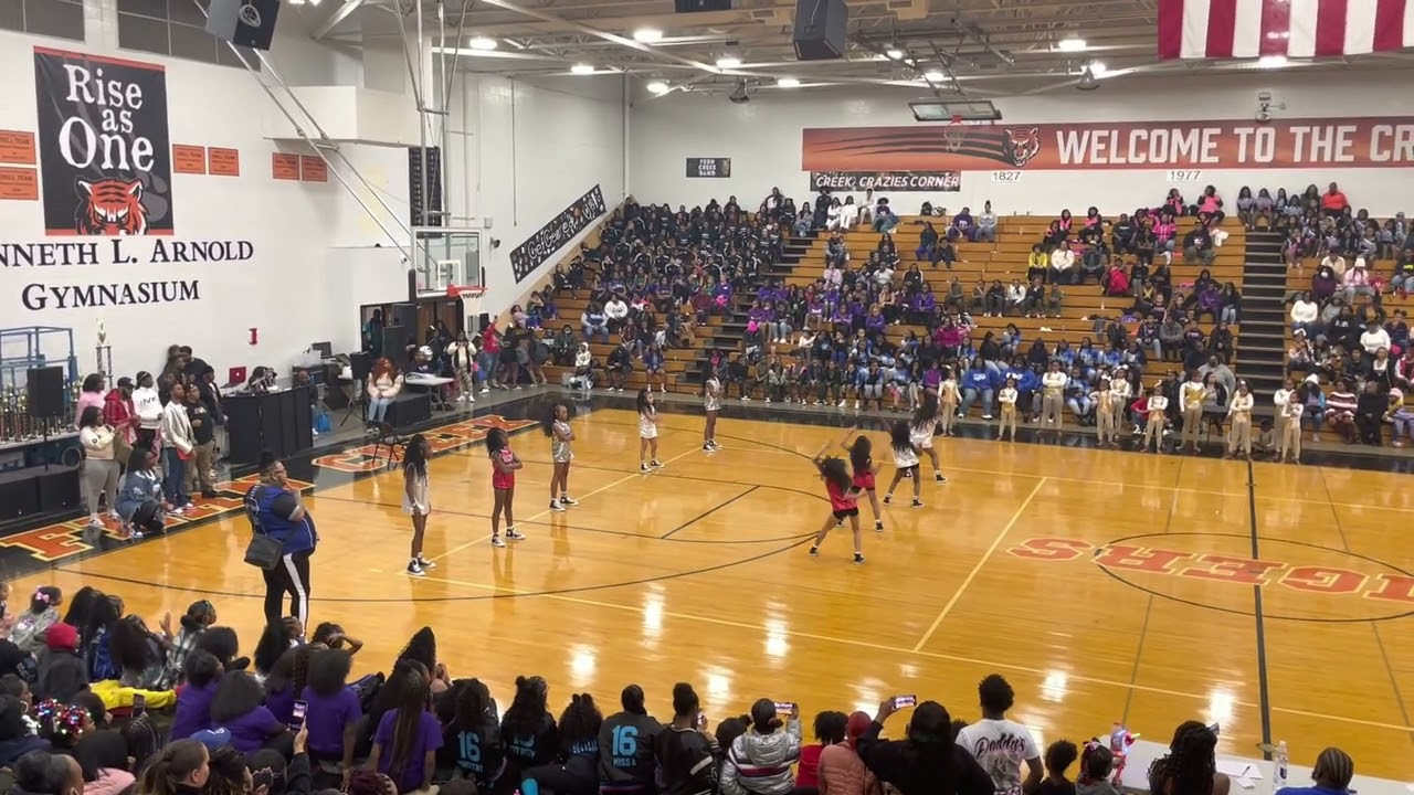 Shimmering Diamond Dolls 💙🤍🖤 Fern creek high school
