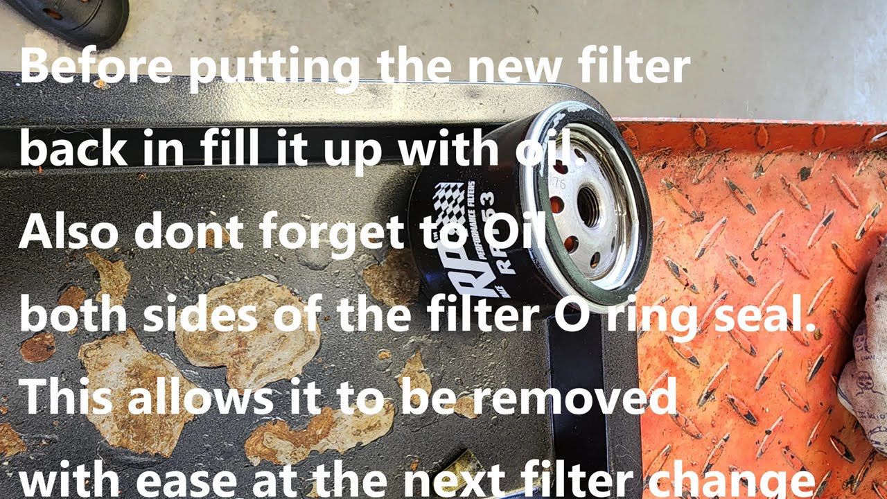 Triumph T140 / T120 Vintage Oil Change.