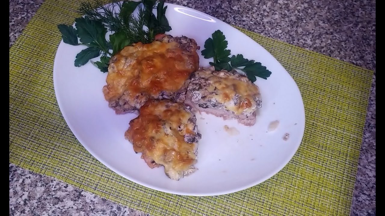 Отбивная с ГРИБАМИ под Сырной корочкой!!! Chop with MUSHROOMS under a cheese crust!!