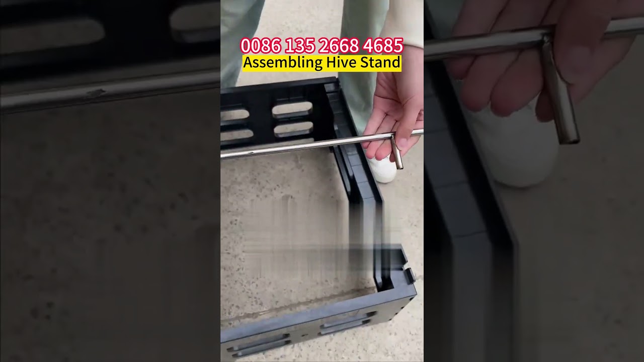 How to Assemble the Plastic Hive Stand