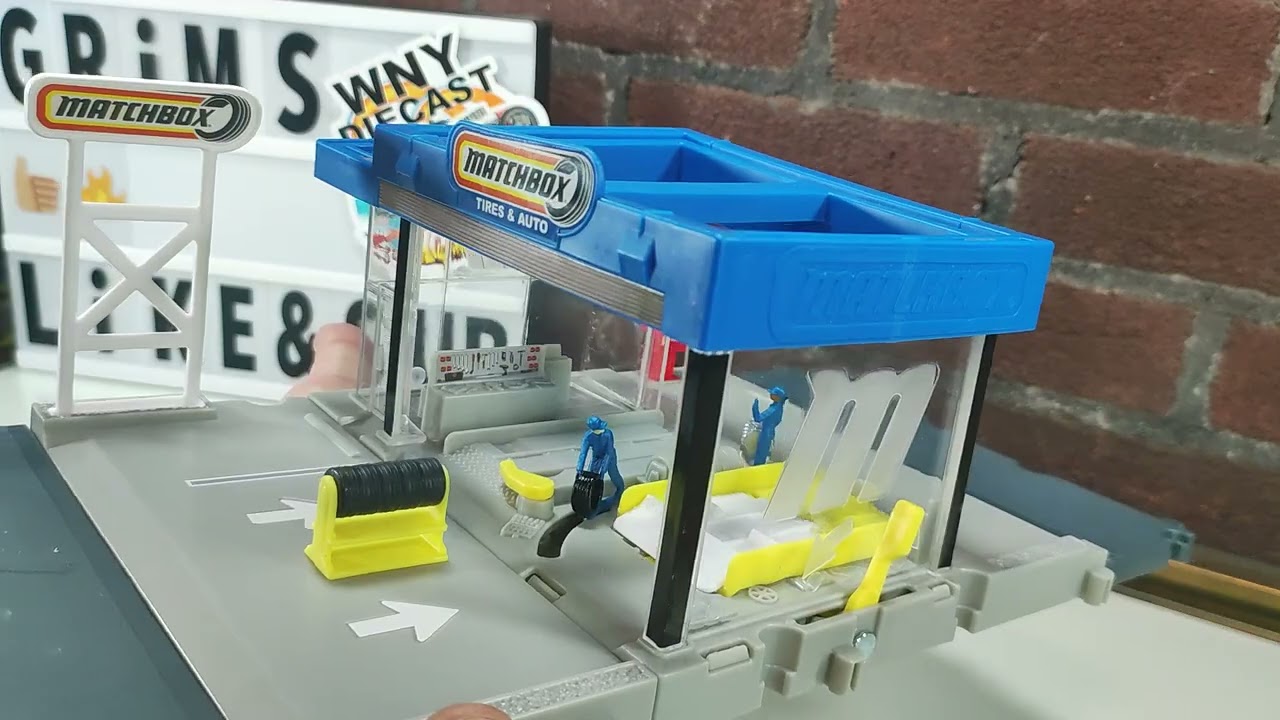 Matchbox Action Drivers 2022 Auto Shop. Unboxing & Assembly.