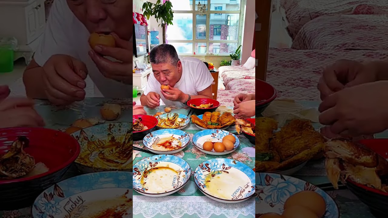 Amazing chinese family cooking food eating 