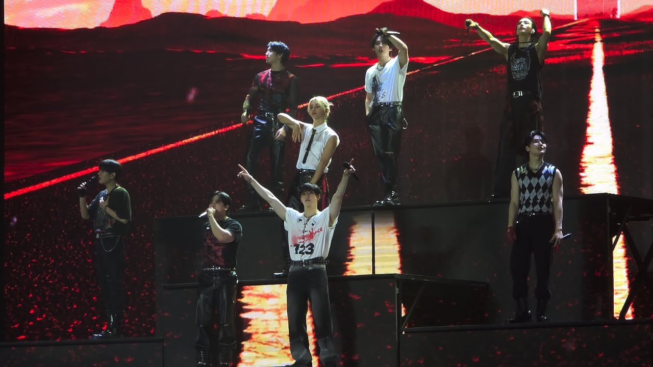 241221 Stray Kids dominATE Jakarta - Lonely St.