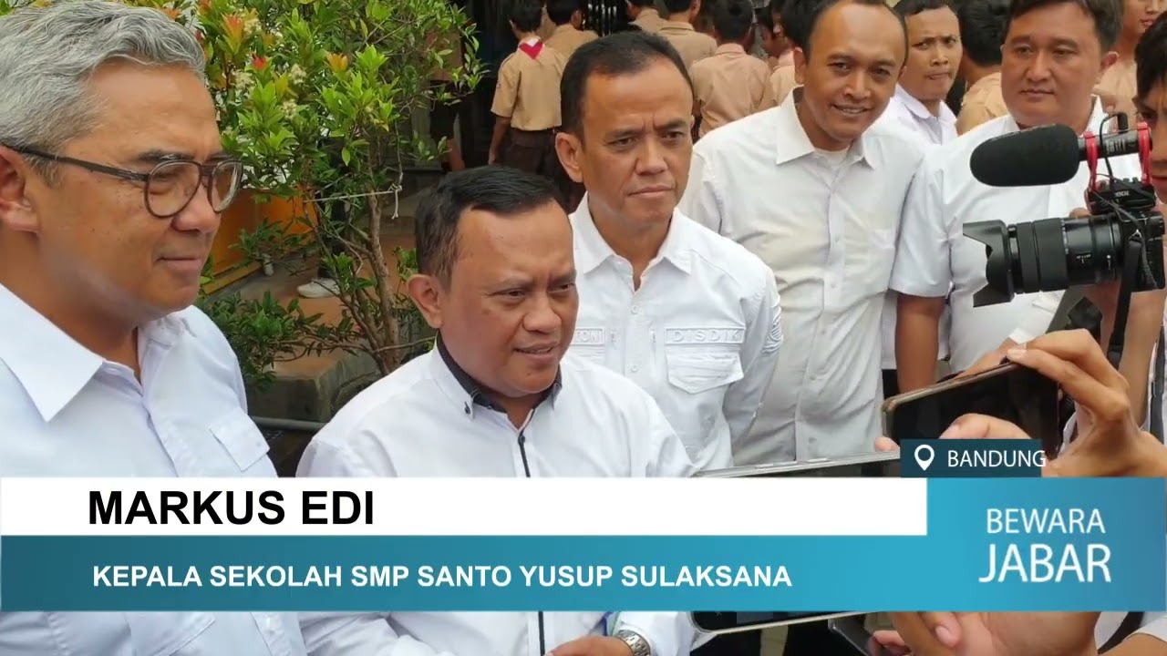 WAPRES GIBRAN TINJAU EKSKUL E-SPORT DI SMP SANTO YUSUP KOTA BANDUNG