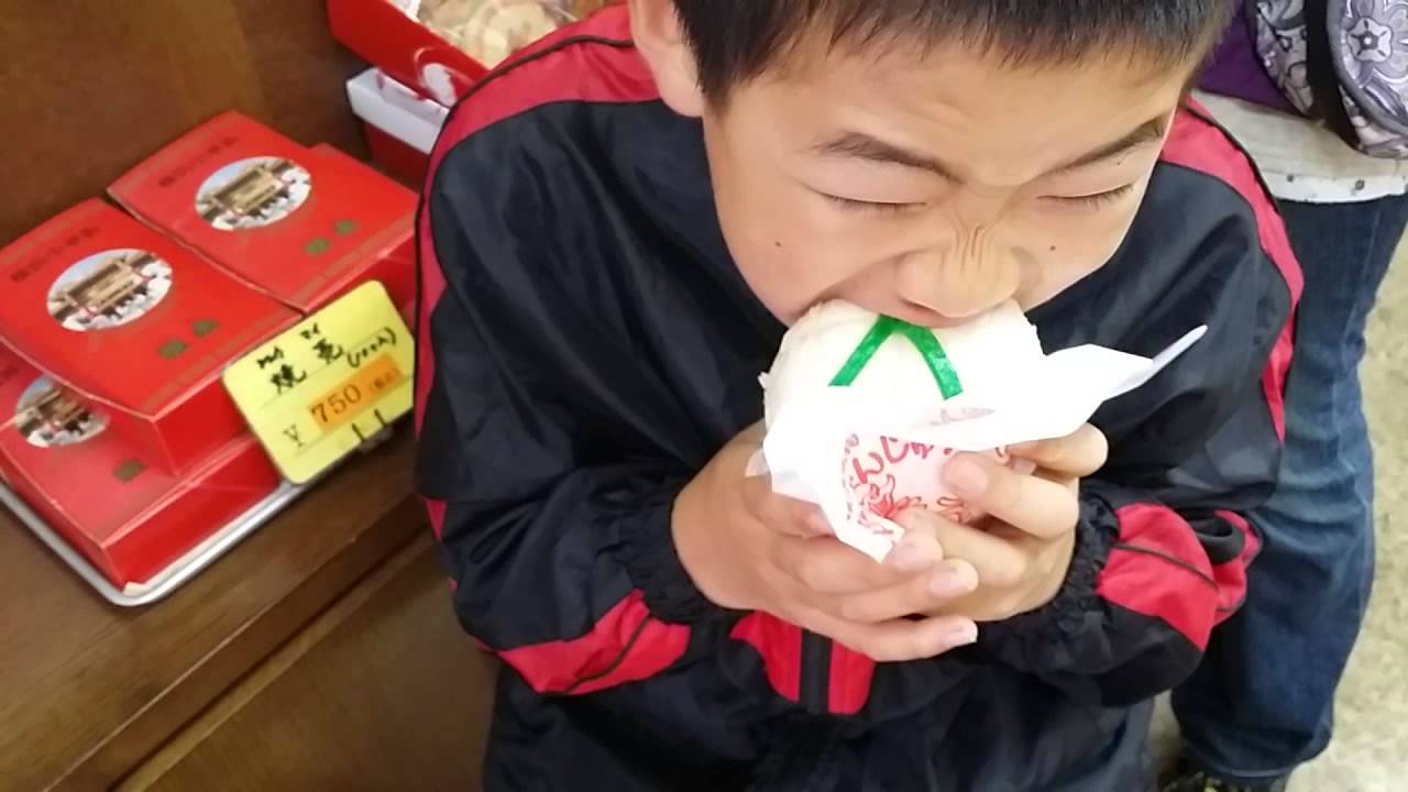 中華菓子 桃まん 中華街にて #YOKOHAMA CHINA TOWN