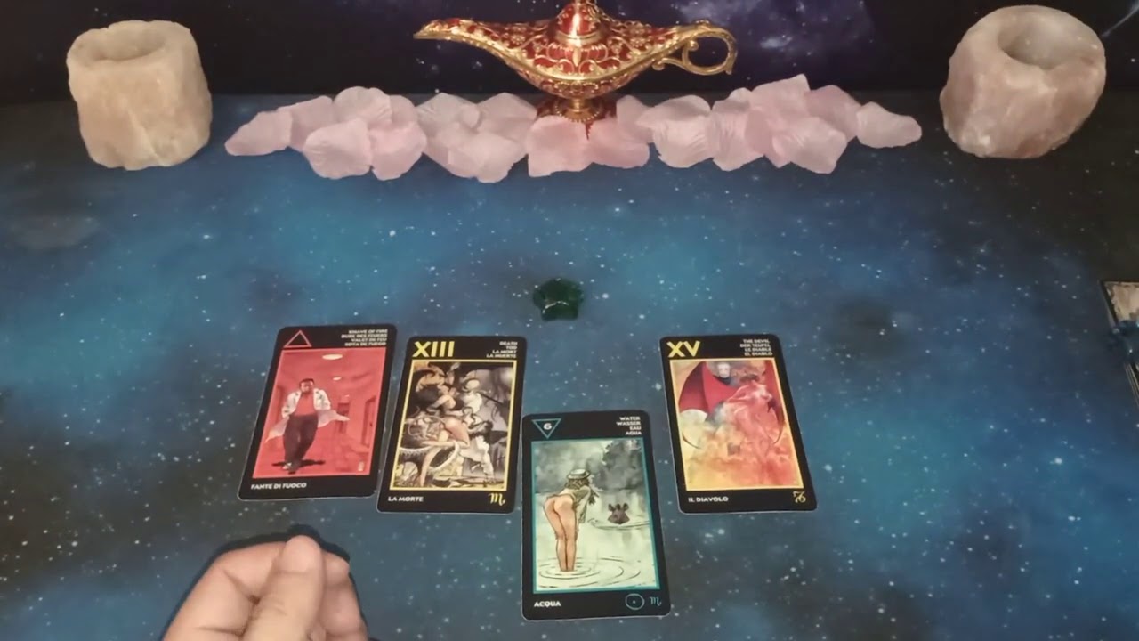 ¿ME DESEA ESA PERSONA QUE TENGO EN MI CABEZA? TAROT INTERACTIVO DEL AMOR