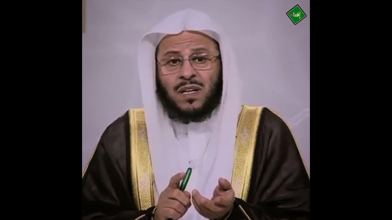 حكم طعم معجون الاسنان في لسان الصائم ؟