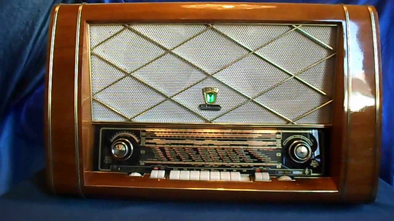 NECKERMANN ROYAL 111/21 / Röhrenradio