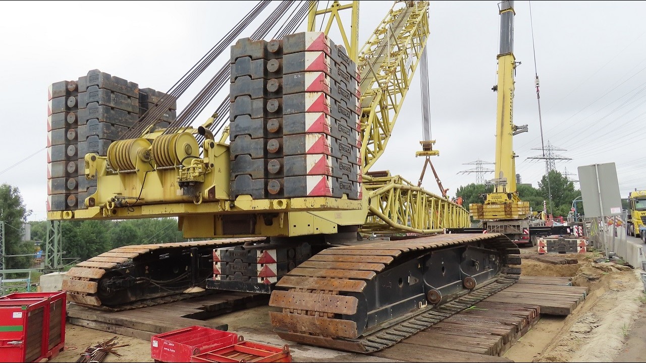 WIEMANN - Raupenkran / crawler crane TEREX CC 2800.1 und AC 250-5 Aufbau - Brückenverschub - Abbau