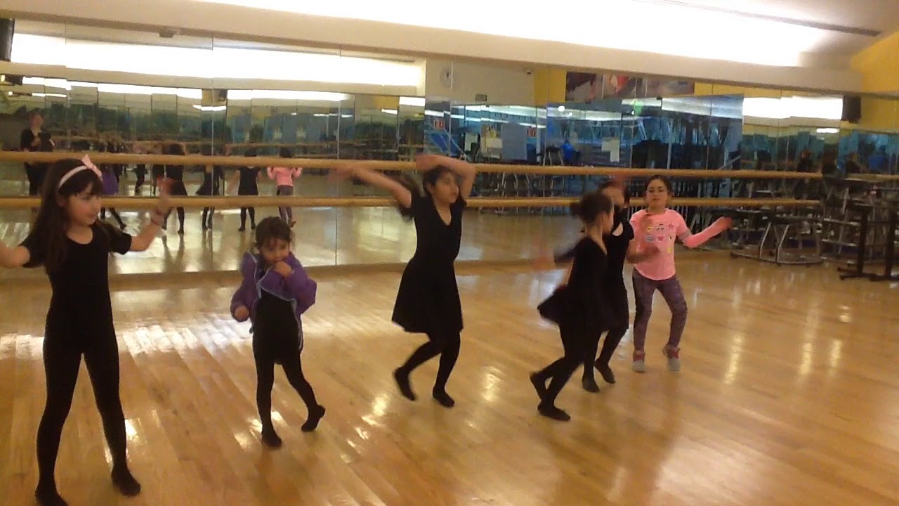 Coreografía hola amigos