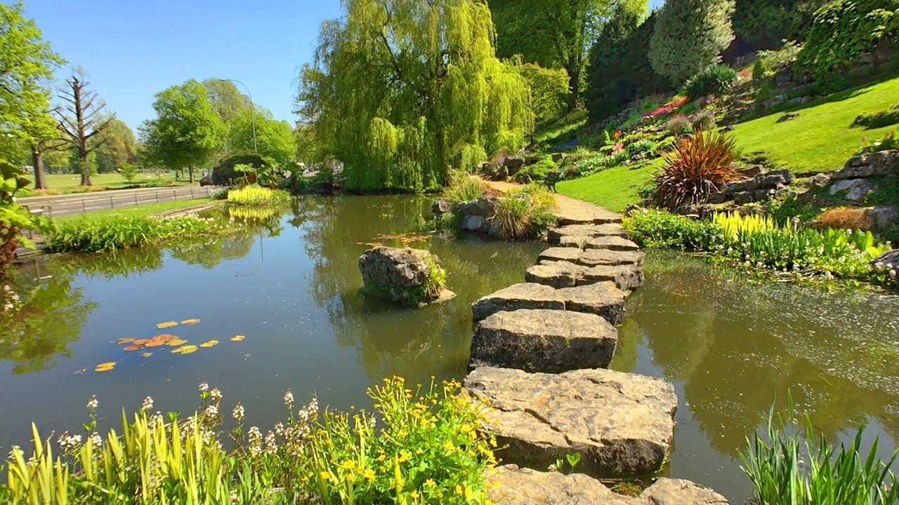 Walking Brighton, England - PRESTON PARK and The Rockery