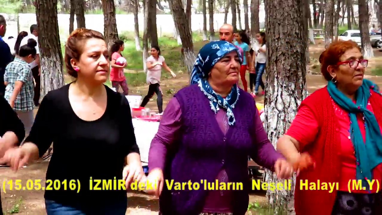 İzmir - Buca - Varto  Halayı - Müzik : Grup Mordem - 2016