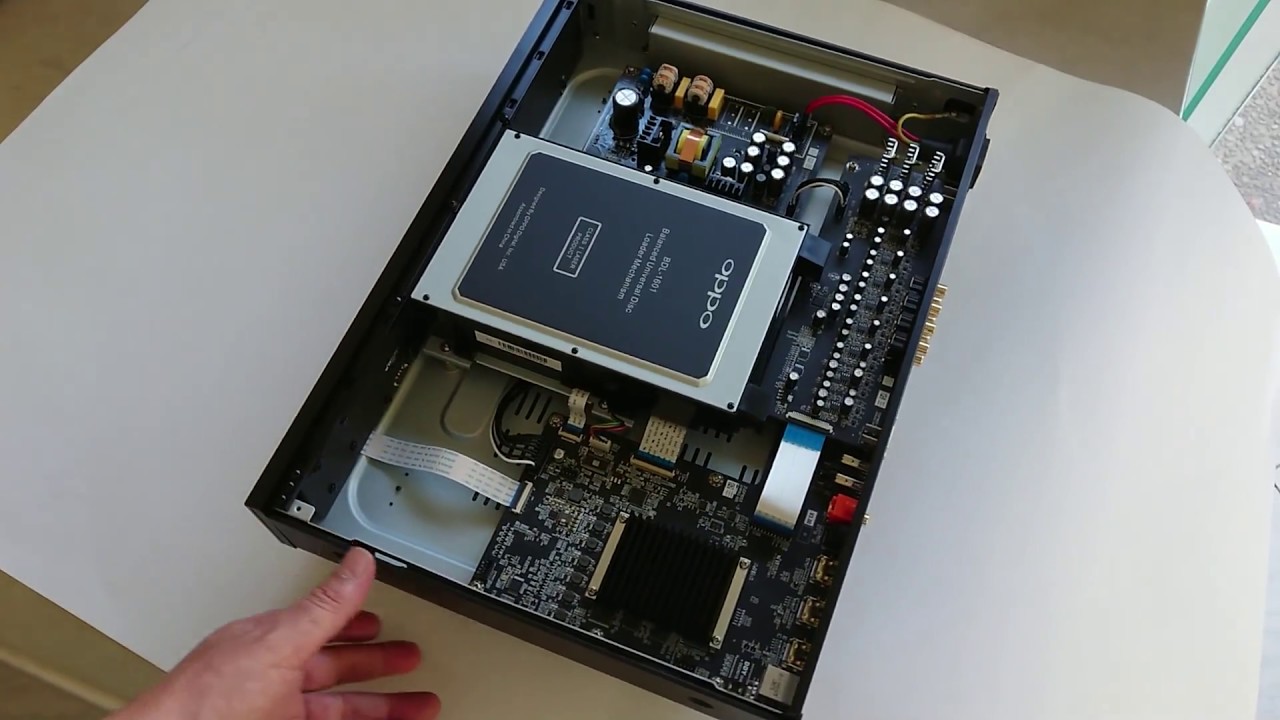 Oppo UDP-203 UHD 4K blu-ray player under the hood