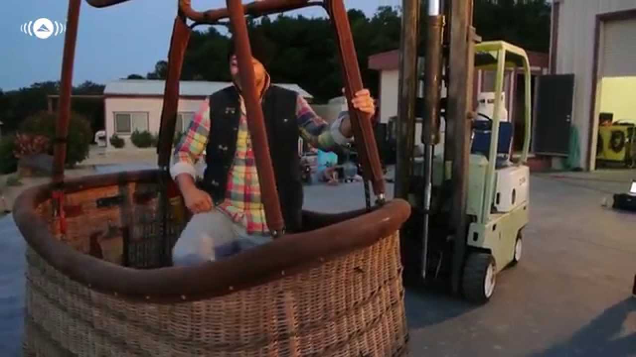 Maher Zain inside an Air Balloon (Ramadan Music Video Shoot)