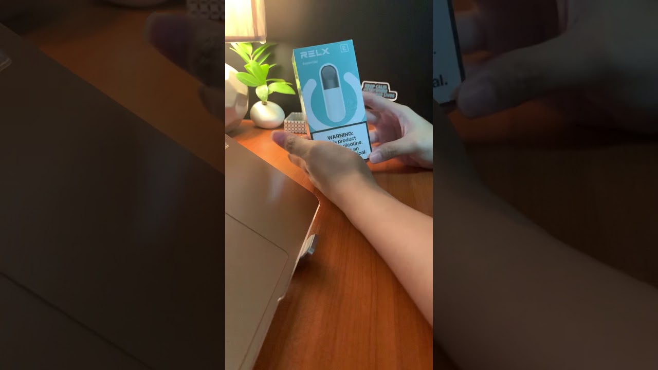 Unboxing RELX Essential