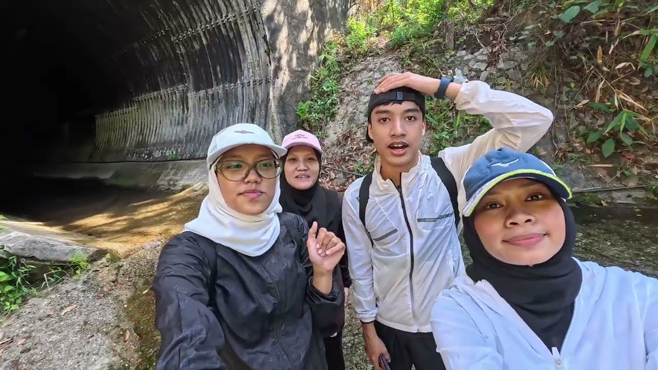 raw uncut footage sungai pisang