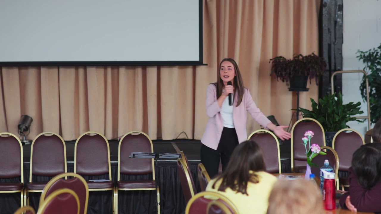 Daniella Stephens speak to the youth | 40th All Ireland Rosary Rally