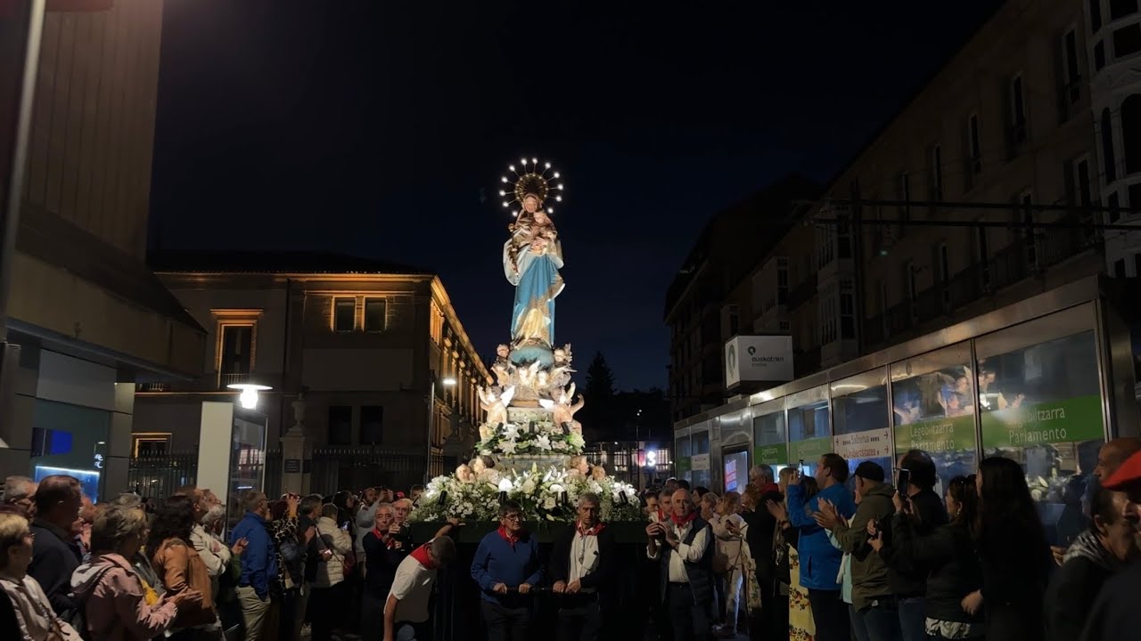 Procesión de los Faroles 2023 en Vitoria-Gasteiz