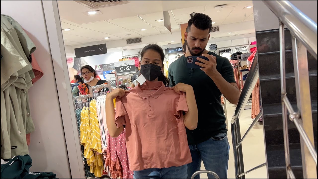 Shopping for a Family Trip 😍