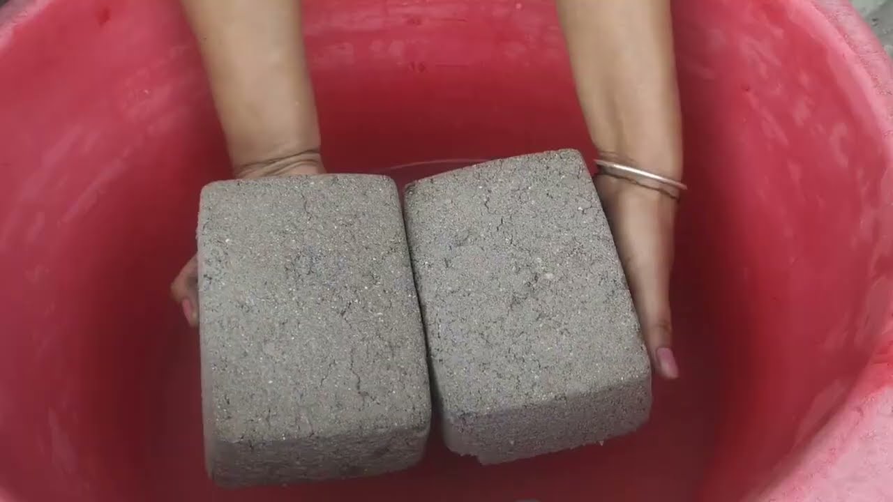 Gritty grainy sand cement crumbling in water 💦💦 SA ASMR