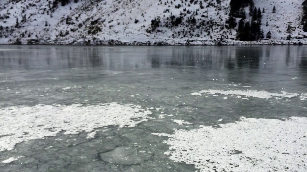 Vidéo à écouter - le bruit du lac.
