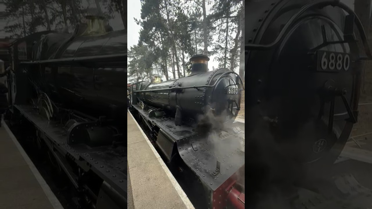 6880 'betton grange' pulls away from its coaches at the GWSR rail 200 event 