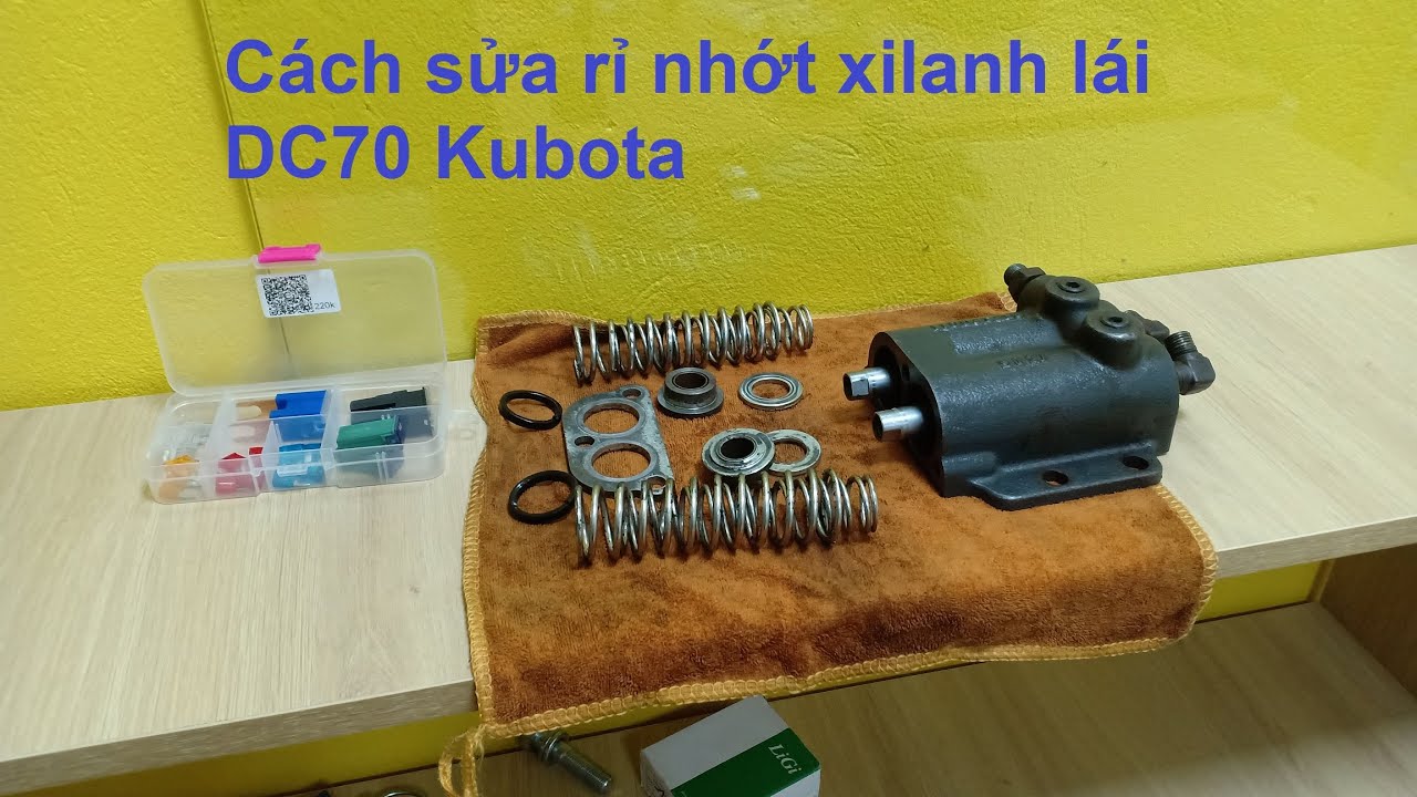 161 - Sửa lỗi máy gặt DC70 ra nhớt van xilanh lái hướng