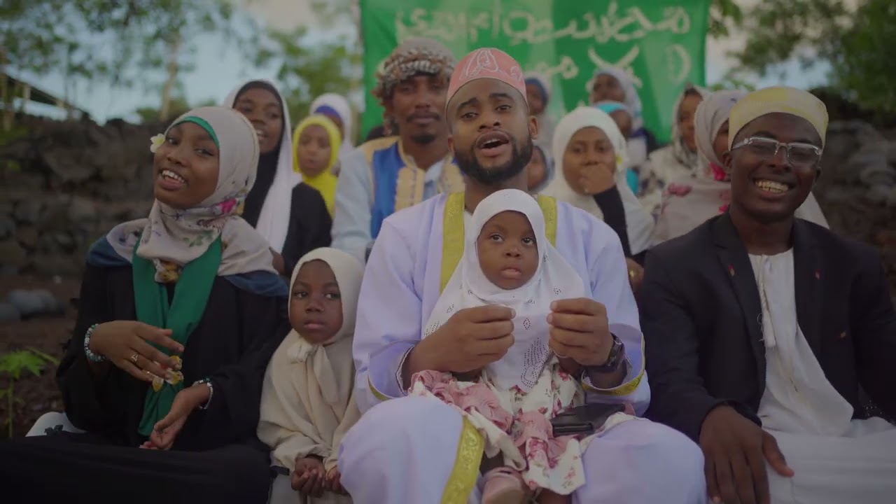 Kassuda Madrassat Oumou l'kouroi_-_wulezy(clip officiel)