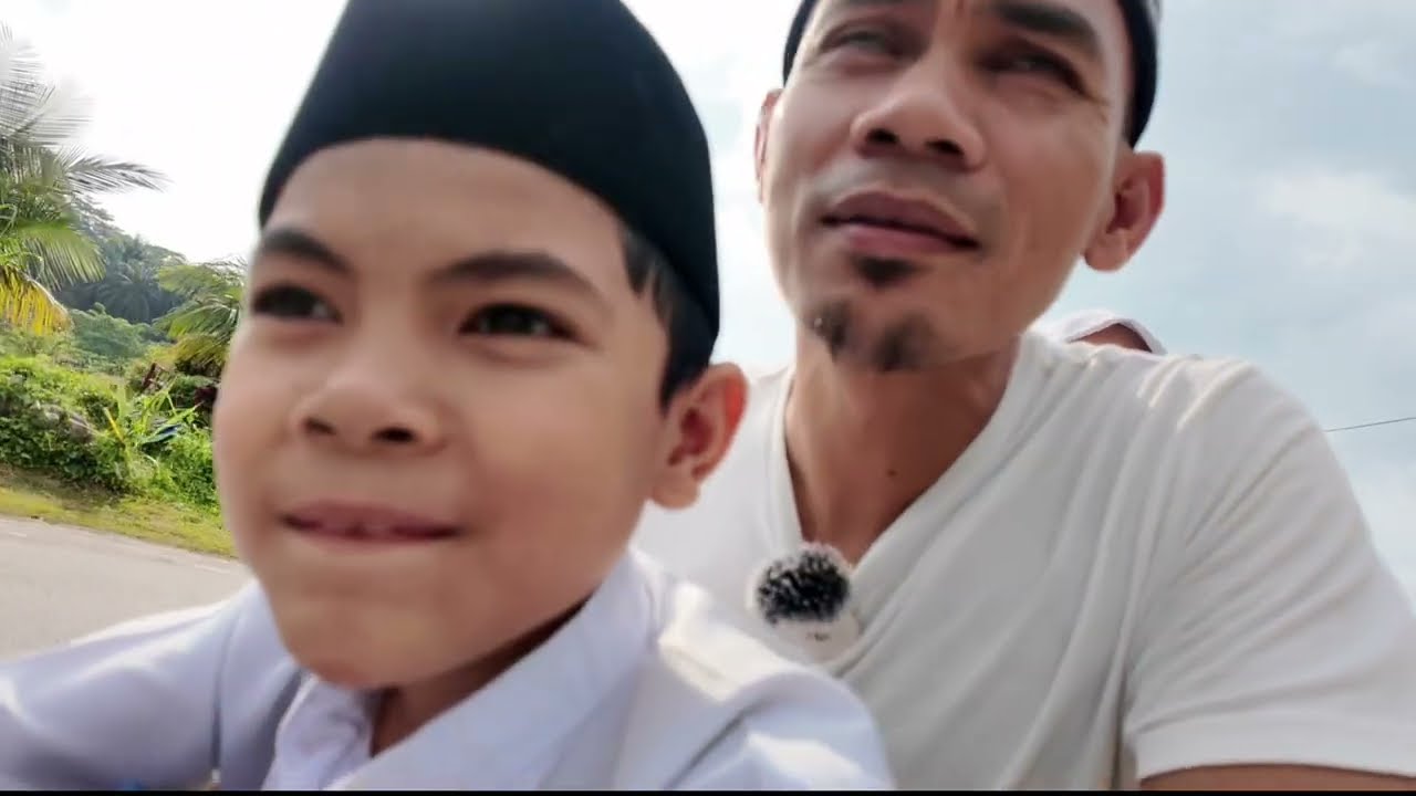 Cem kena cakar sebab tolong ketua kelas rampas mainan anak murid #shopeeytdeals 