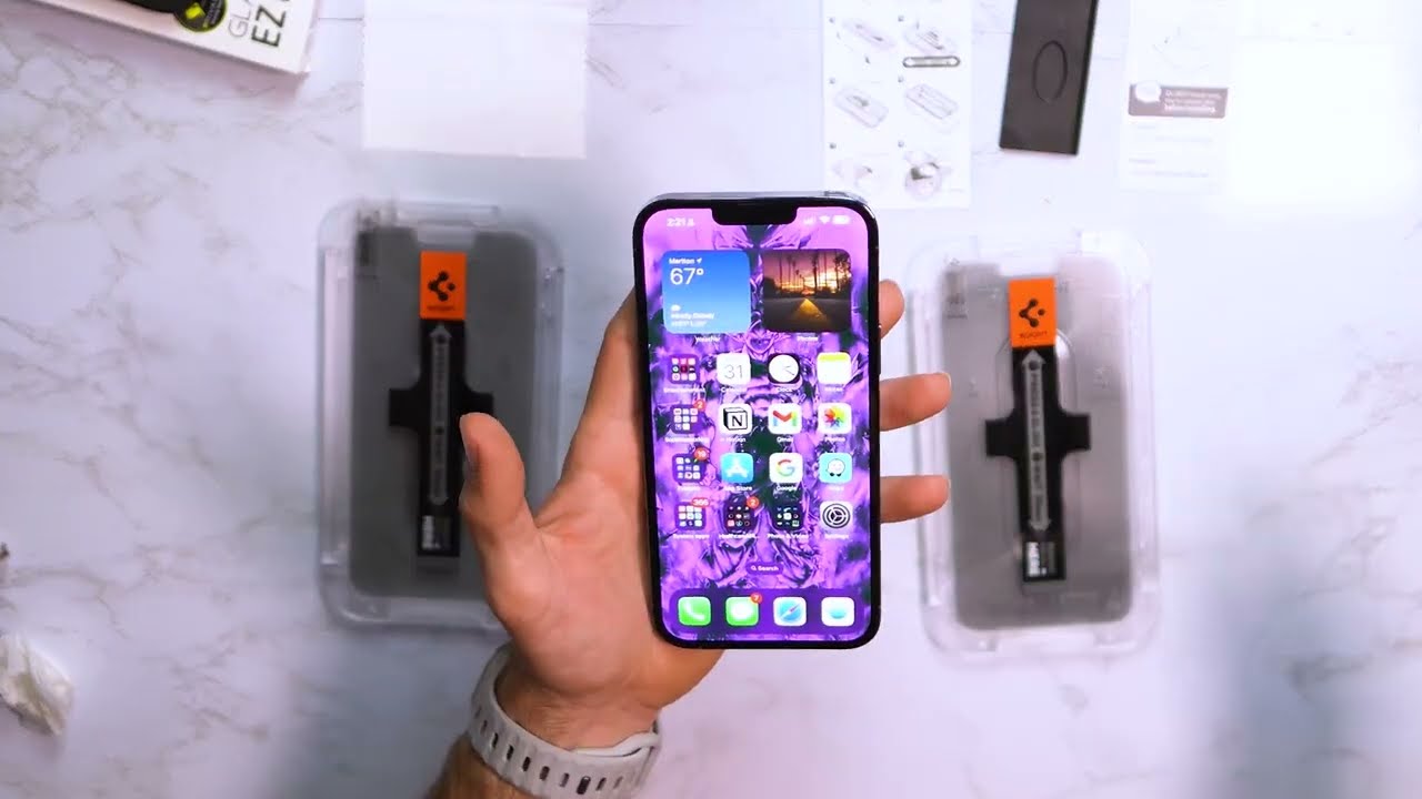 SPIGEN Privacy Screen Protector! ( iPhone Edition )