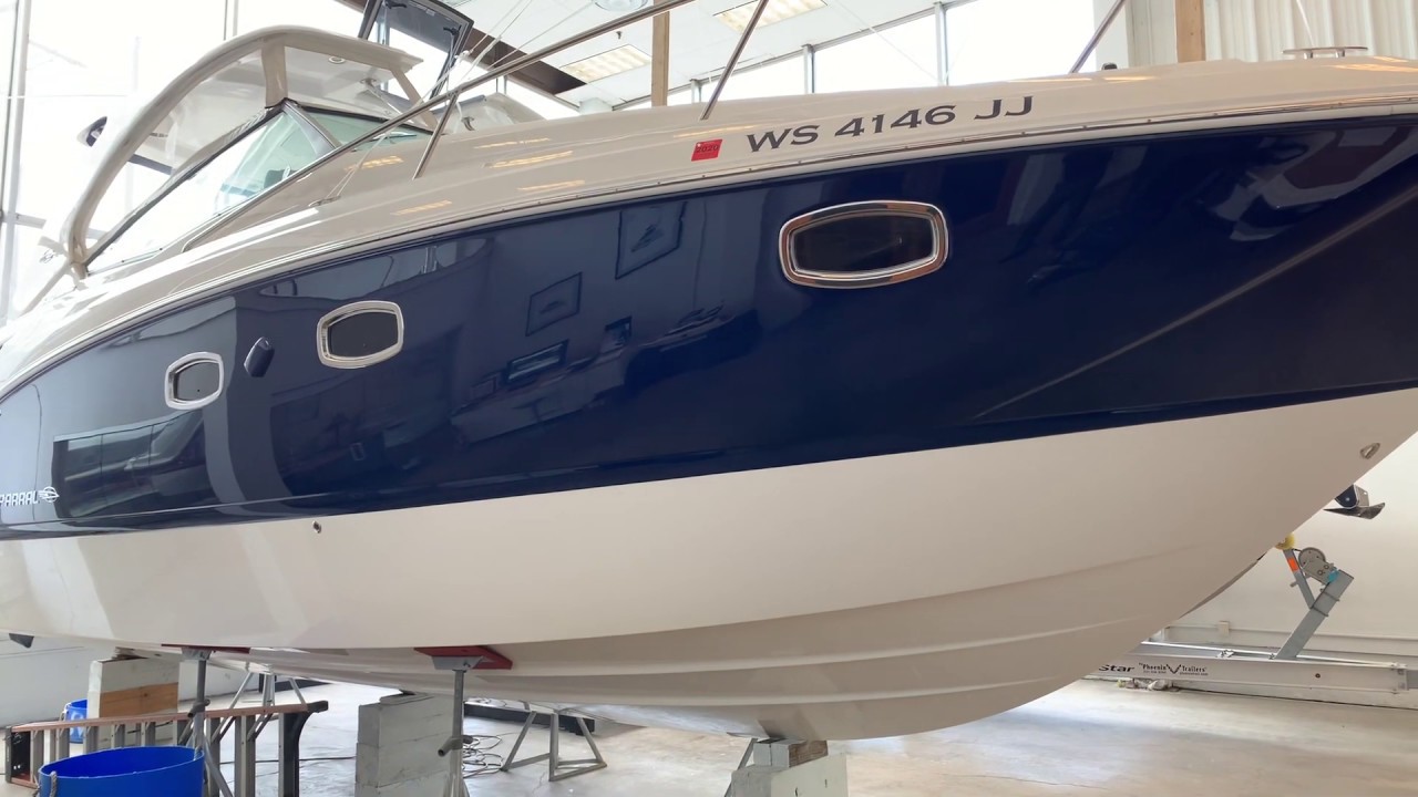 2015 Chaparral 330 Signature, freshwater, low hours. Shows as new! For sale