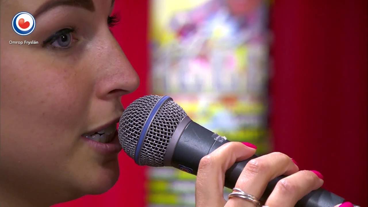 Hiske Oosterwijk (Eva) yn Noardewyn Live #omropfryslan