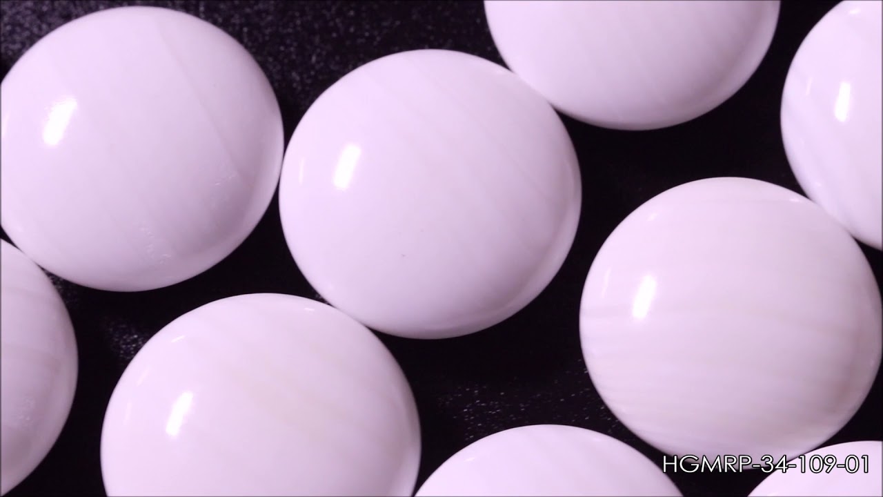Legendary Hyuga Special Clamshell Go Stones, Snow Moon Flower Mix grade Repaired