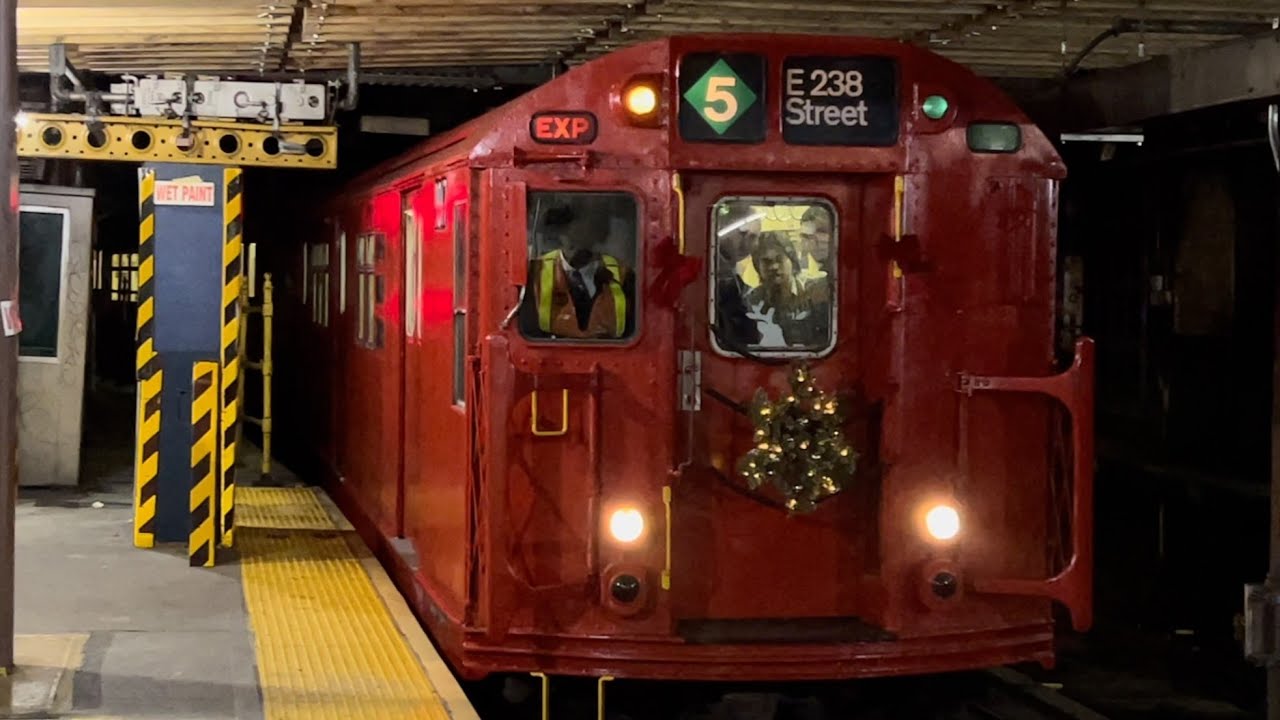 IRT: R142 & R142A (2) (4) and (5) trains + Train of Many Colors @ 149th Street - Grand Concourse