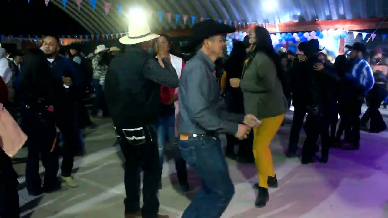 Los Príncipes del Trópico en vivo desde Estación Guadiana