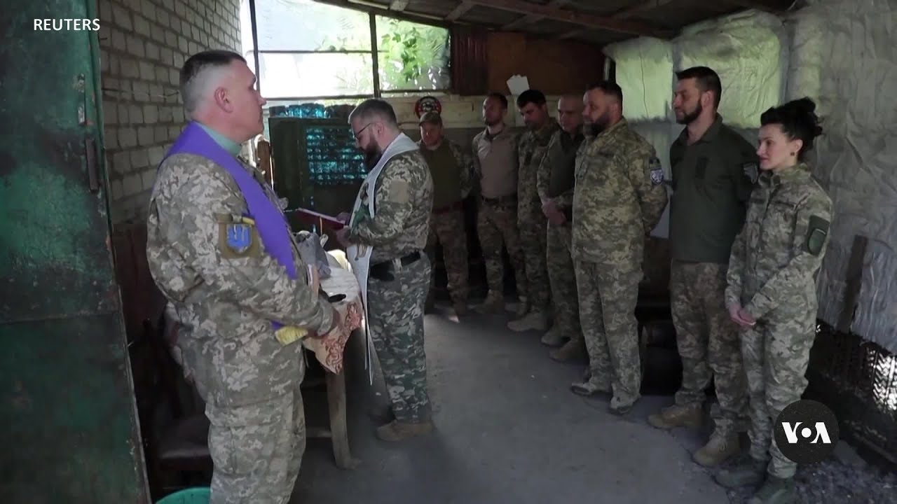 Ukrainian pastor serves as front-line chaplain | VOANews