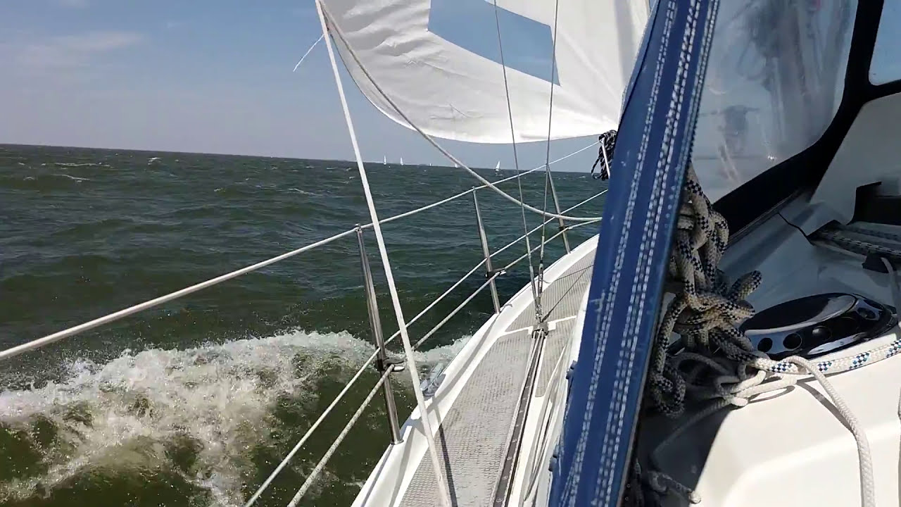 IJsselmeer 30-04-2017,  ESE 5-6 Bft.